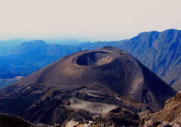 Mount Meru tz (1)
